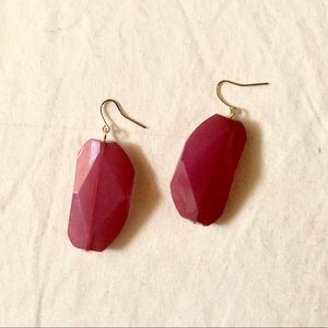 bundle add on! $2 // fuchsia earrings